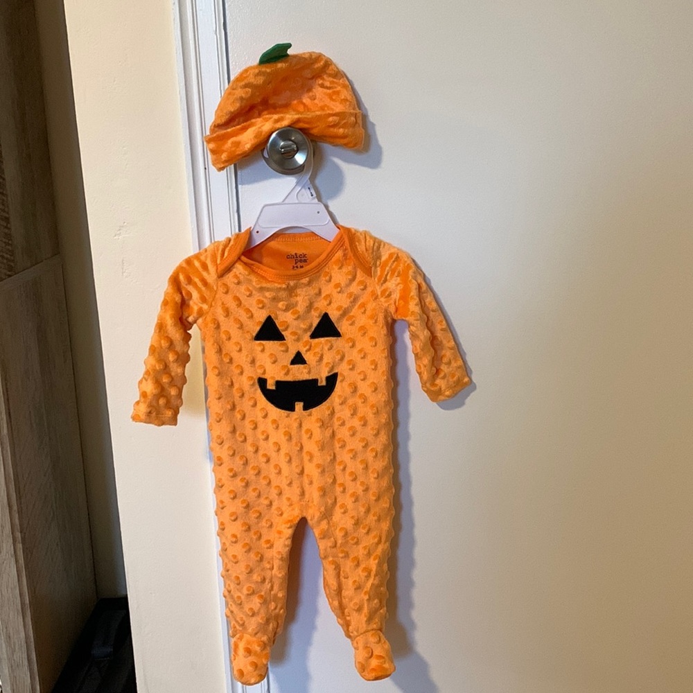 Pumpkin costume is onesie